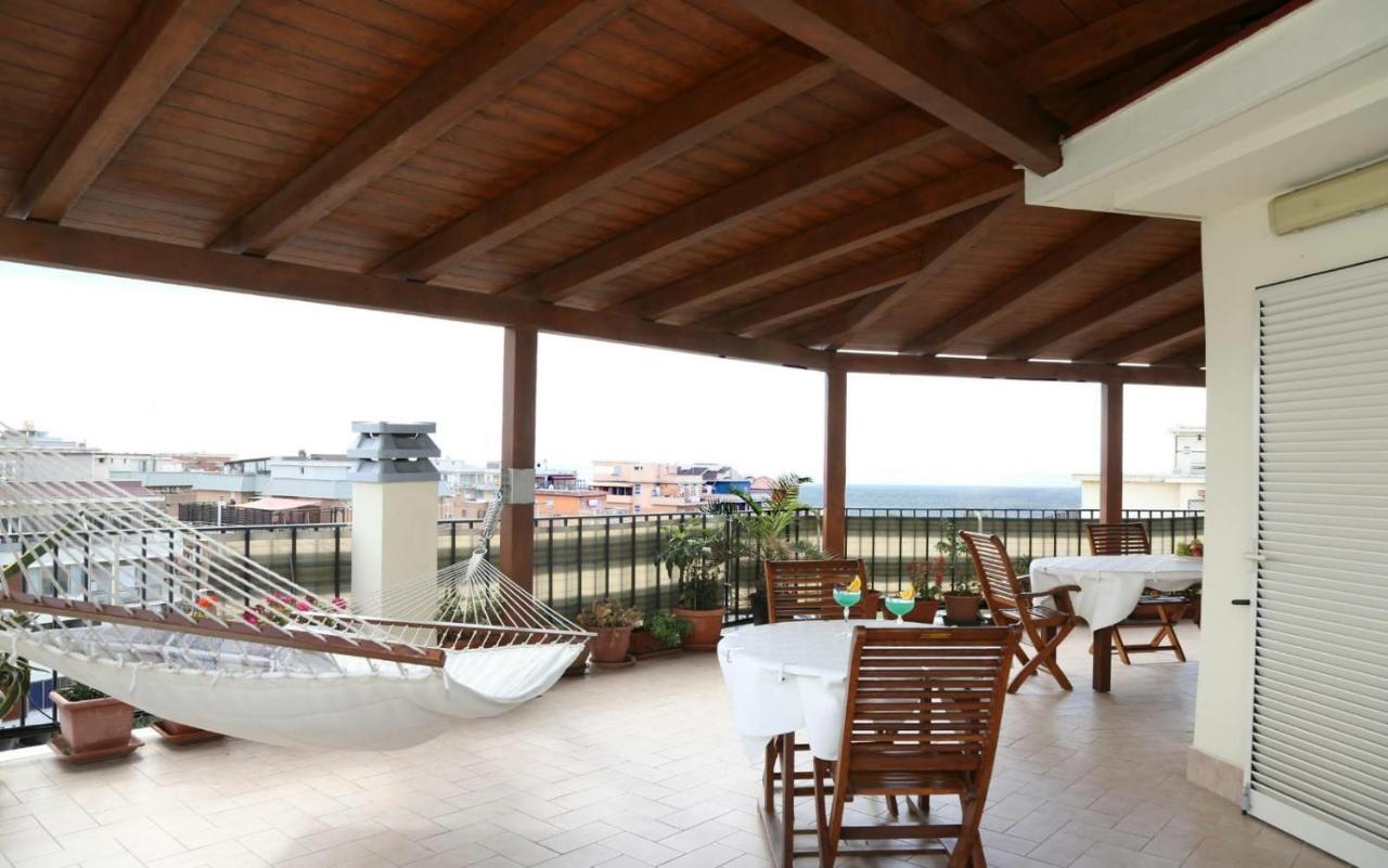 Superattico Apartamento Lido di Ostia Exterior foto